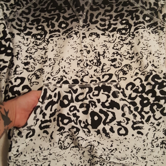 Sweatshirt - Picture 2 of 2